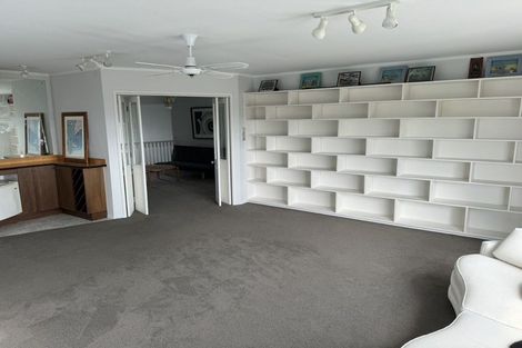 Photo of property in 51 Tiri Road, Manly, Whangaparaoa, 0930