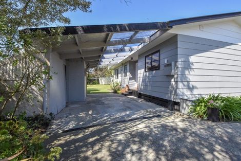 Photo of property in 9 Baillie Crescent, Carterton, 5713