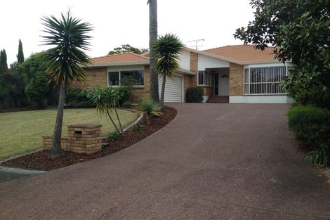 Photo of property in 23 Simon Owen Place, Golflands, Auckland, 2013