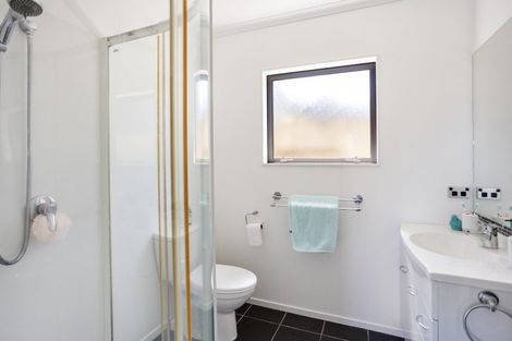 Photo of property in 32a Bath Street, Brighton, Dunedin, 9035