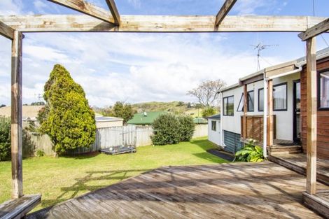 Photo of property in 15 Pelorus Street, Welcome Bay, Tauranga, 3112