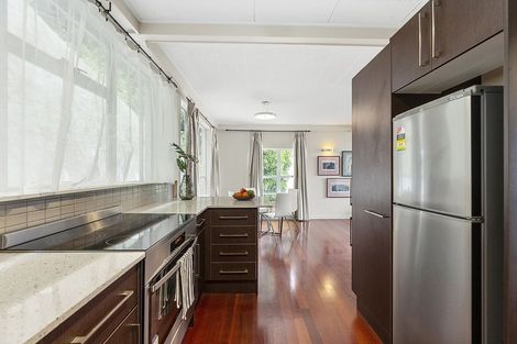 Photo of property in Greenmantle Flats, 88a Salamanca Road, Kelburn, Wellington, 6012