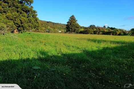 Photo of property in 75 Beech Lane, Coromandel, 3506