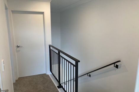 Photo of property in 19b O'meara Street, Swanson, Auckland, 0614