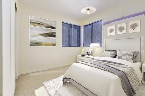 Photo of property in 18 Keats Place, Blockhouse Bay, Auckland, 0600