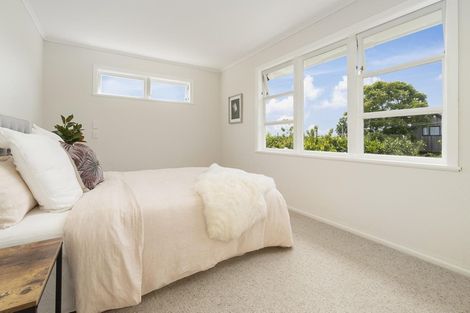 Photo of property in 3a Harding Avenue, Te Atatu South, Auckland, 0610