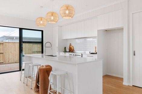 Photo of property in 4 Sapida Close, Papamoa Beach, Papamoa, 3118