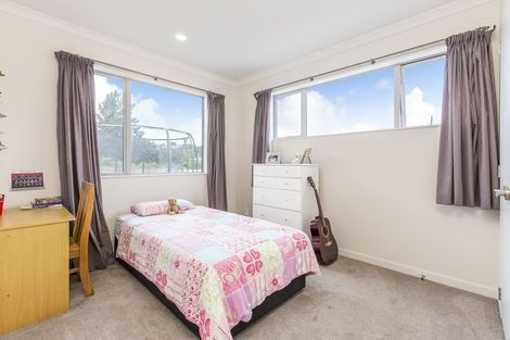 Photo of property in 41 Woodridge Drive, Stanmore Bay, Whangaparaoa, 0932