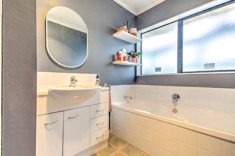 Photo of property in 50 Twickenham Place, Nawton, Hamilton, 3200