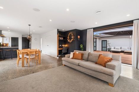 Photo of property in 18 Shelley Street, Otumoetai, Tauranga, 3110