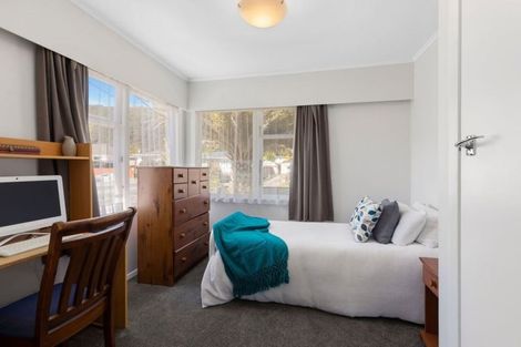 Photo of property in 11 Ruthven Road, Wainuiomata, Lower Hutt, 5014