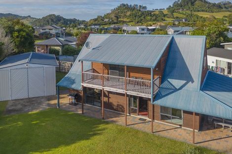 Photo of property in 20 The Crowsnest, Cooks Beach, Whitianga, 3591