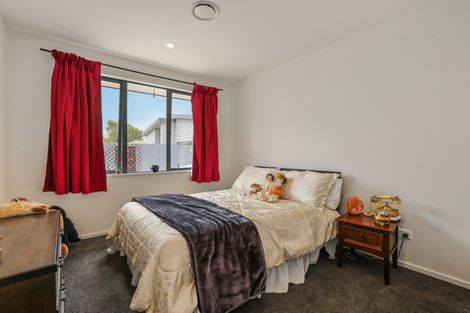 Photo of property in 2/183a Palmers Road, New Brighton, Christchurch, 8083