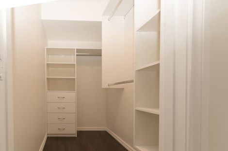 Photo of property in 13a Huapai Street, Onehunga, Auckland, 1061