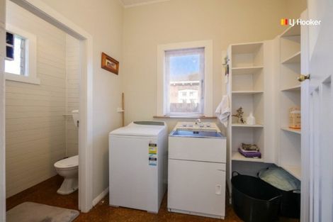 Photo of property in 249 Macandrew Road, Forbury, Dunedin, 9012