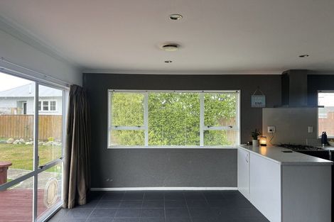 Photo of property in 160 Bartholomew Road, Levin, 5510