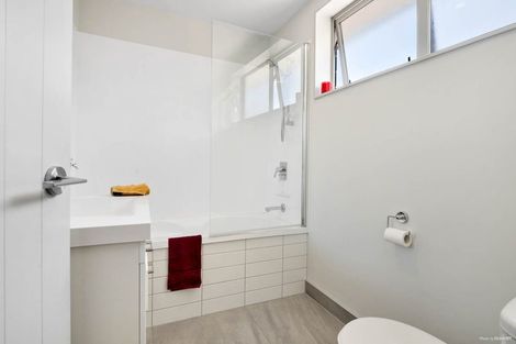 Photo of property in 167b Blockhouse Bay Road, Avondale, Auckland, 0600