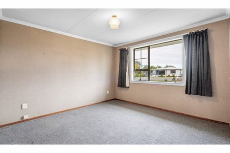 Photo of property in 22 Dunbeath Crescent, Kew, Invercargill, 9812