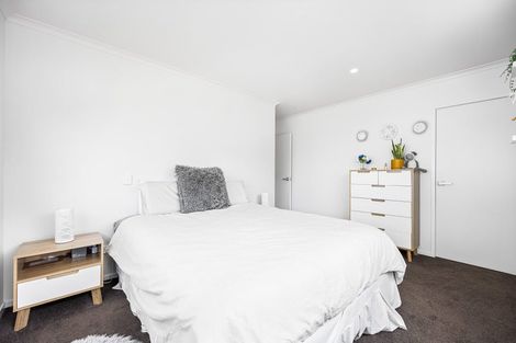 Photo of property in 19 Karauria Lane, Orewa, 0931