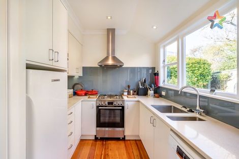 Photo of property in 18 Hautana Square, Woburn, Lower Hutt, 5010