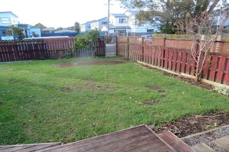 Photo of property in 58 Alma Crescent, Papakura, 2110