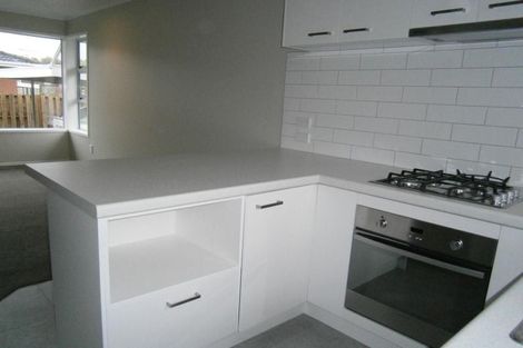 Photo of property in 2/16 Stanniland Street, Sunnyhills, Auckland, 2010