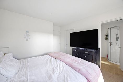 Photo of property in 10 Poipoi Place, Aranui, Christchurch, 8061