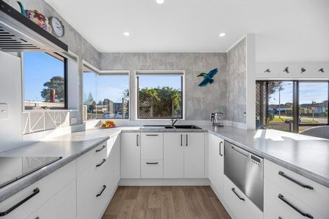 Photo of property in 1b Inverell Place, Mount Maunganui, 3116