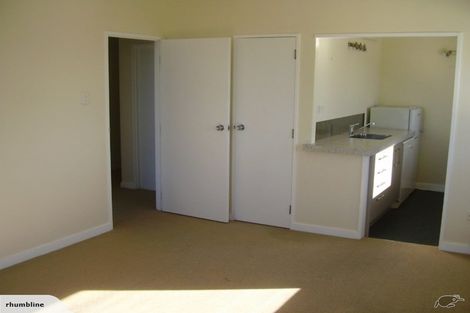 Photo of property in Hobson Court Flats, 55/70 Hobson Street, Thorndon, Wellington, 6011