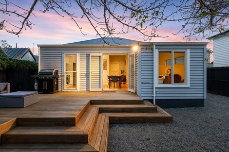 Photo of property in 216 Springfield Road, St Albans, Christchurch, 8014