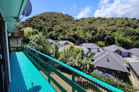 Photo of property in 5 Shackle Lane, Whitby, Porirua, 5024