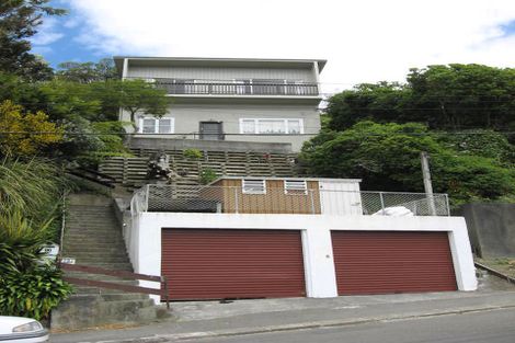 Photo of property in 79 Farnham Street, Mornington, Wellington, 6021