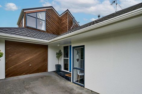 Photo of property in 2 Pilot Lane, Whitby, Porirua, 5024