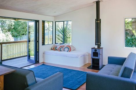 Photo of property in 17 Makora Avenue, Oneroa, Waiheke Island, 1081