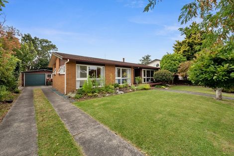 Photo of property in 3 Madill Road, St Andrews, Hamilton, 3200