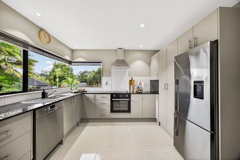 Photo of property in 73m Park Rise, Campbells Bay, Auckland, 0630