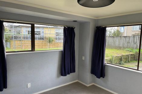 Photo of property in 13 Sispara Place, Beach Haven, Auckland, 0626