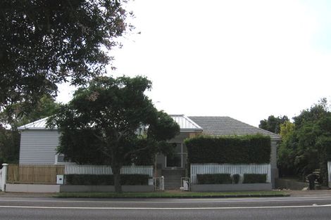 Photo of property in 98 Campbell Road, One Tree Hill, Auckland, 1061