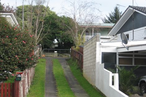 Photo of property in 6 Valencia Place, Manurewa, Auckland, 2102