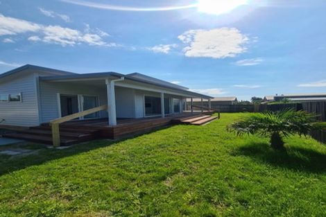 Photo of property in 11 Costello Crescent, Pukehina, Te Puke, 3189