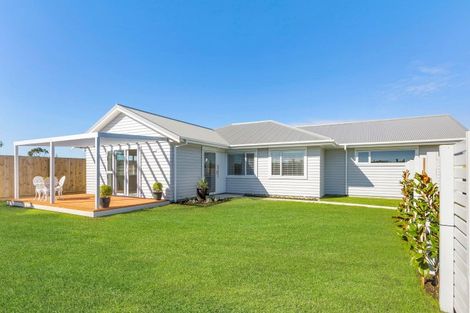Photo of property in 18 Roka Street, Bell Block, New Plymouth, 4312
