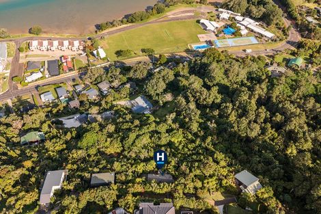 Photo of property in 40 Tairua Heights, Tairua, 3508