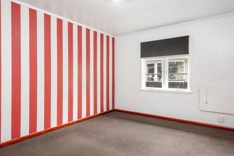 Photo of property in 92 Te Aroha Street, Hamilton East, Hamilton, 3216