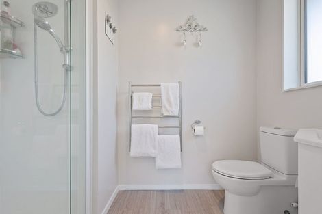 Photo of property in 18 Mcdougal Place, Kaiapoi, 7630