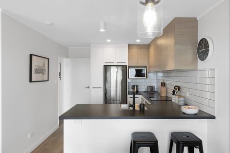 Photo of property in 461 Marine Parade, Napier South, Napier, 4110