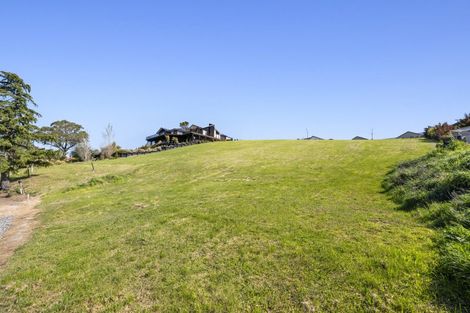 Photo of property in 32 Golf View Close, Fairhall, 7272