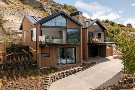 Photo of property in 4 Old Homestead Place, Kawarau Falls, Queenstown, 9300