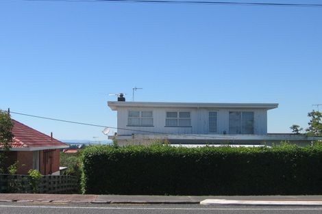 Photo of property in 83 Forrest Hill Road, Milford, Auckland, 0620