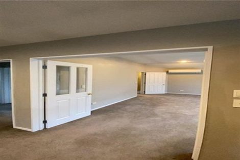 Photo of property in 441 Main South Road, Hornby, Christchurch, 8042