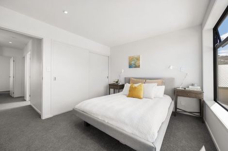 Photo of property in 96a Apu Crescent, Lyall Bay, Wellington, 6022